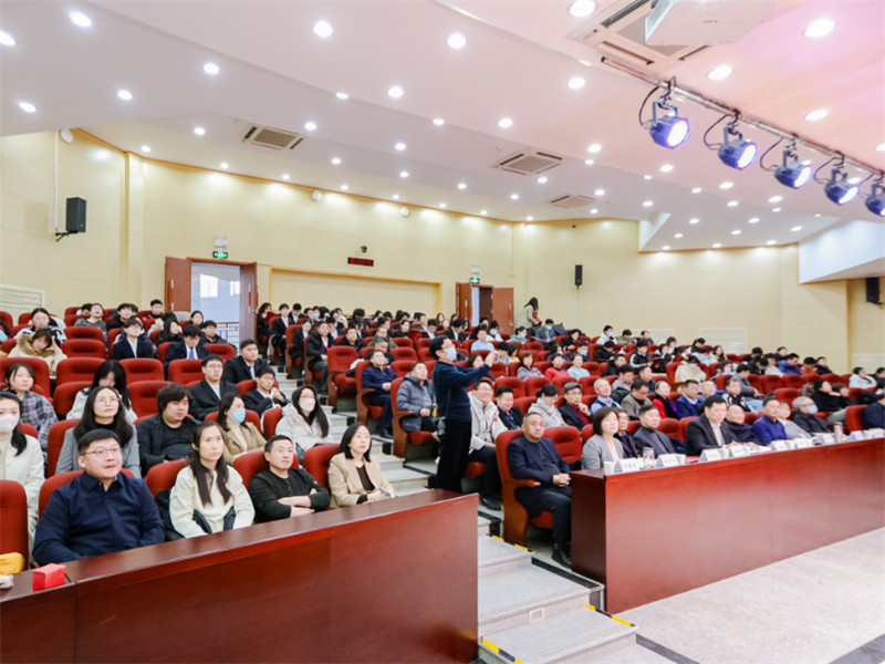 愛心匯聚 北林大首次舉行社會類獎教、獎助學金頒發(fā)儀式